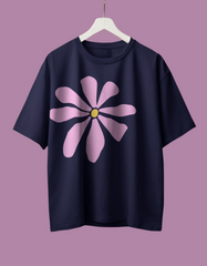 Petal Pop - Oversized Daisy Graphic T-Shirt